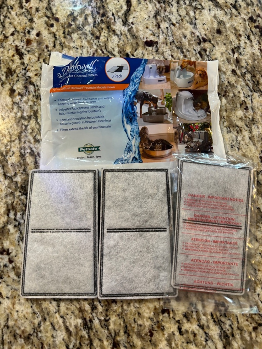 PetSafe Drinkwell Replacement Charcoal Filters - White & Blue Pack